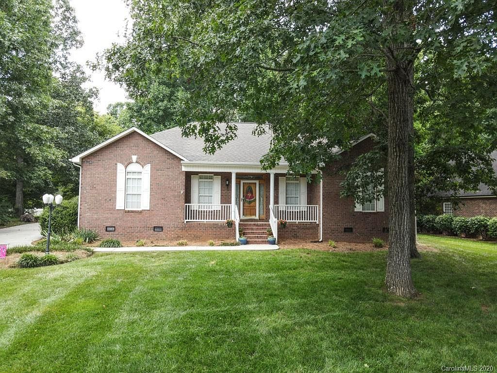 1554 Weatherwood Dr, Lincolnton, NC 28092 Zillow