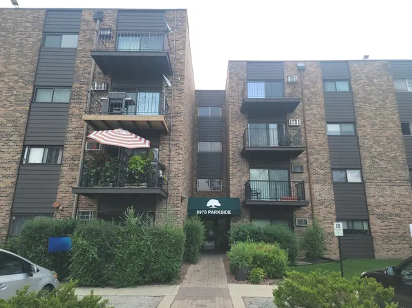 8970 N Parkside Ave APT 304, Des Plaines, IL 60016