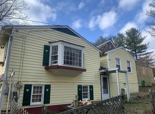 8 Farm Cottage Rd #A, Gladstone, NJ 07934