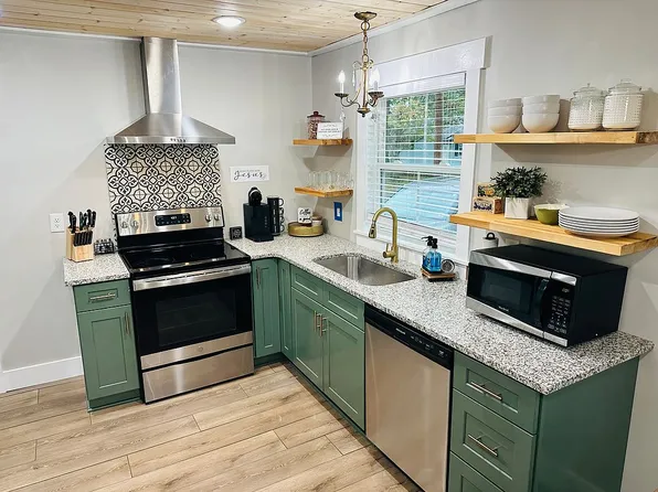 107 7th Ave SW, Winchester, TN 37398