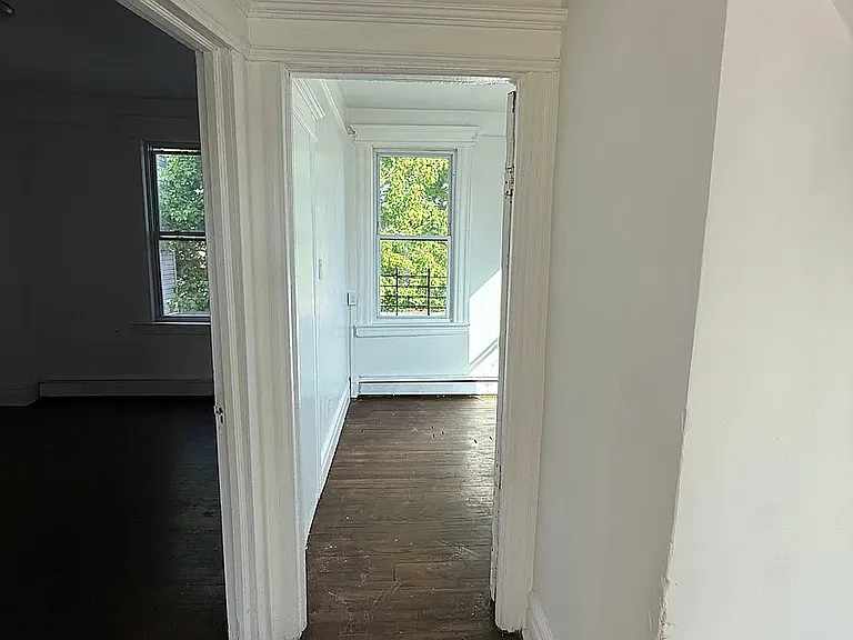 410 Chadwick Ave — Photo 5