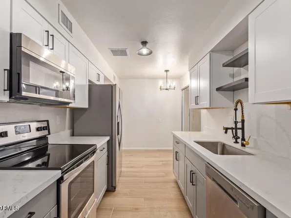 19207 N CAMINO DEL SOL --, Sun City West, AZ 85375