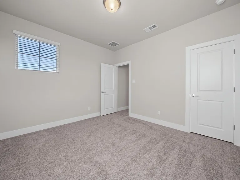 217 Pinnacle Ln — Photo 30