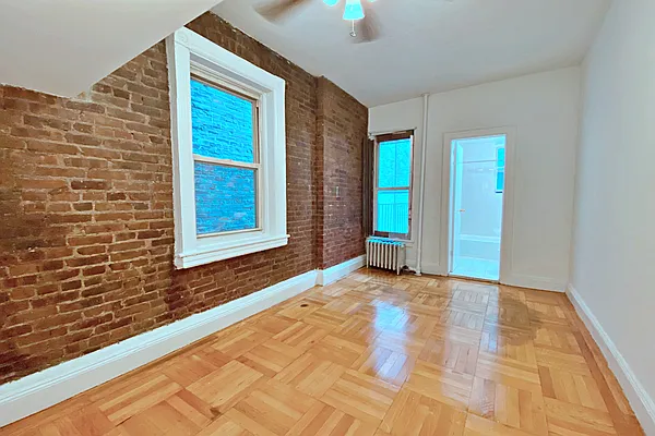 Rented by Douglas Elliman | media 14