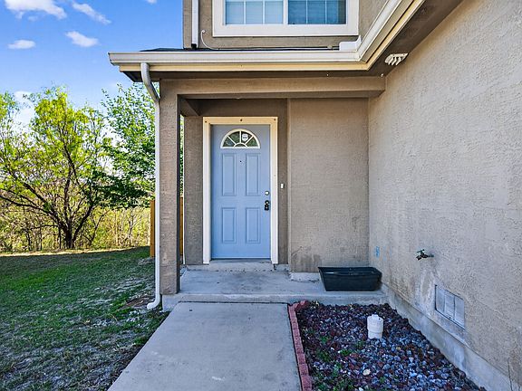 5th image of 5015 Summit Pass APT 2