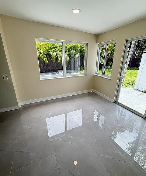 1330 Marseille Dr — Photo 5