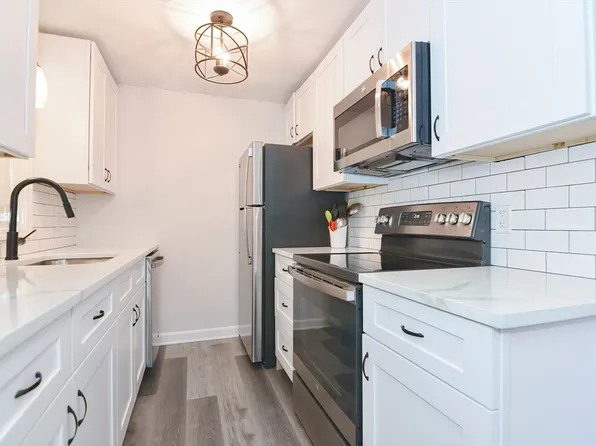 115 Cortland Cir, Leominster, MA 01453