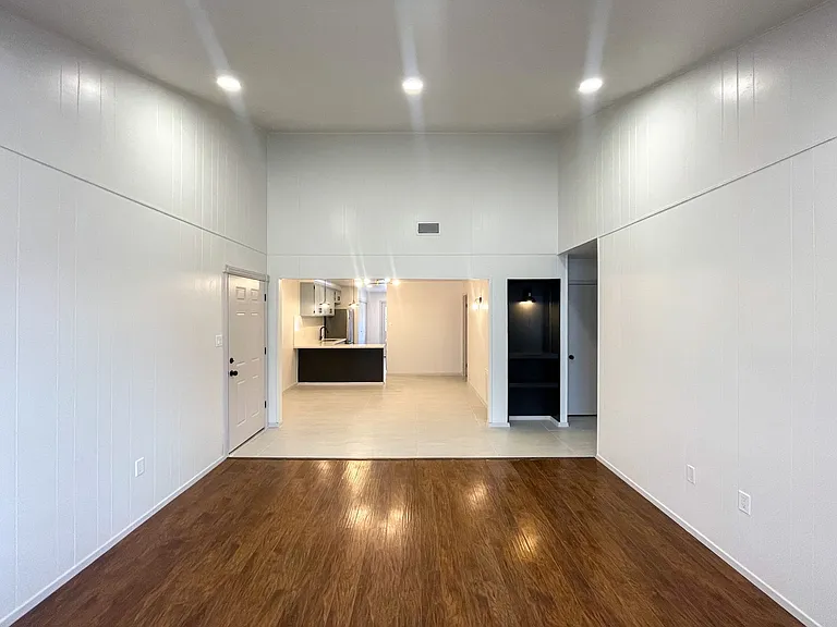 1100 Shasta Ave #8 — Photo 12