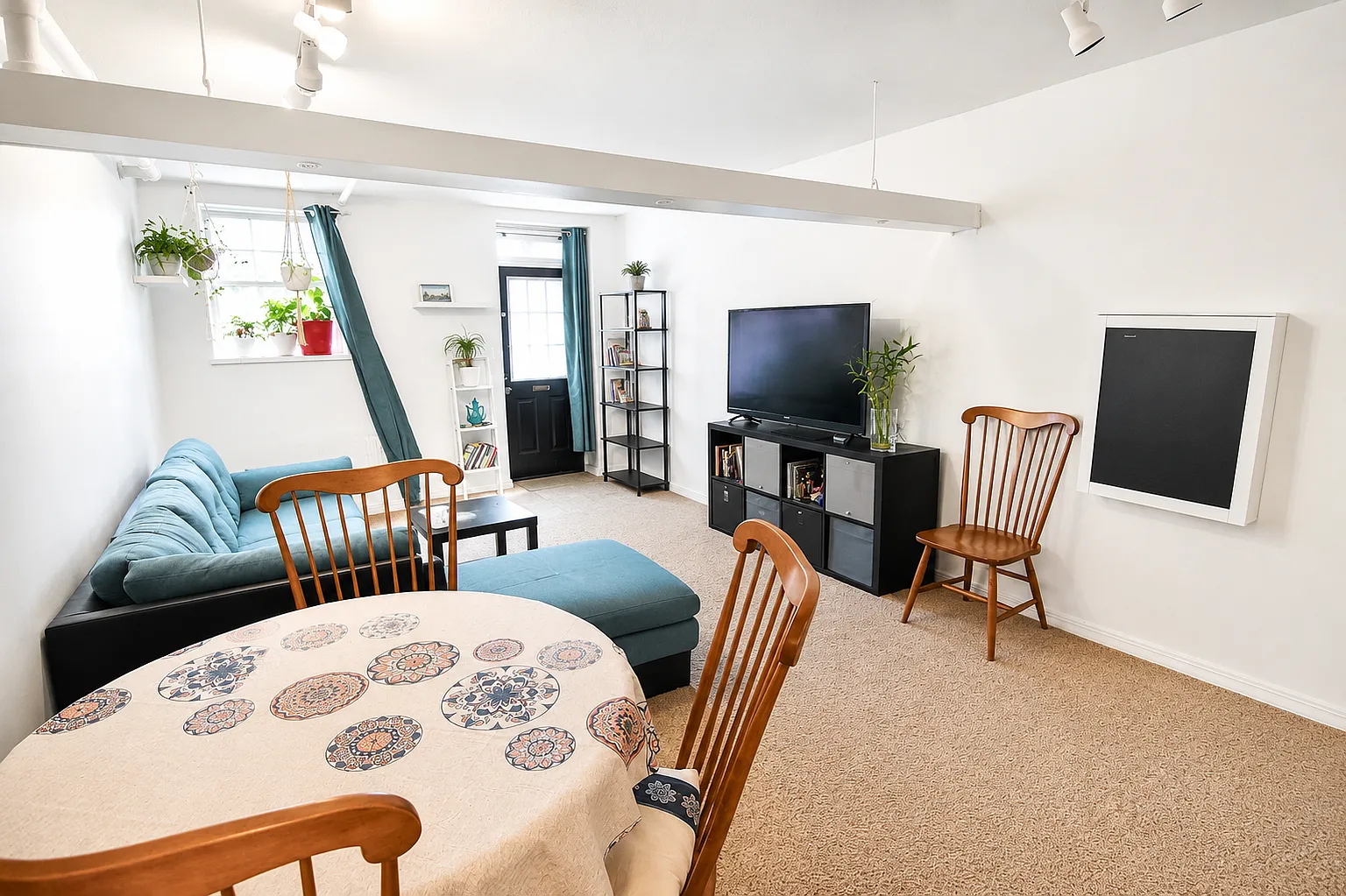 1 bed, $2,475 — Photo 2