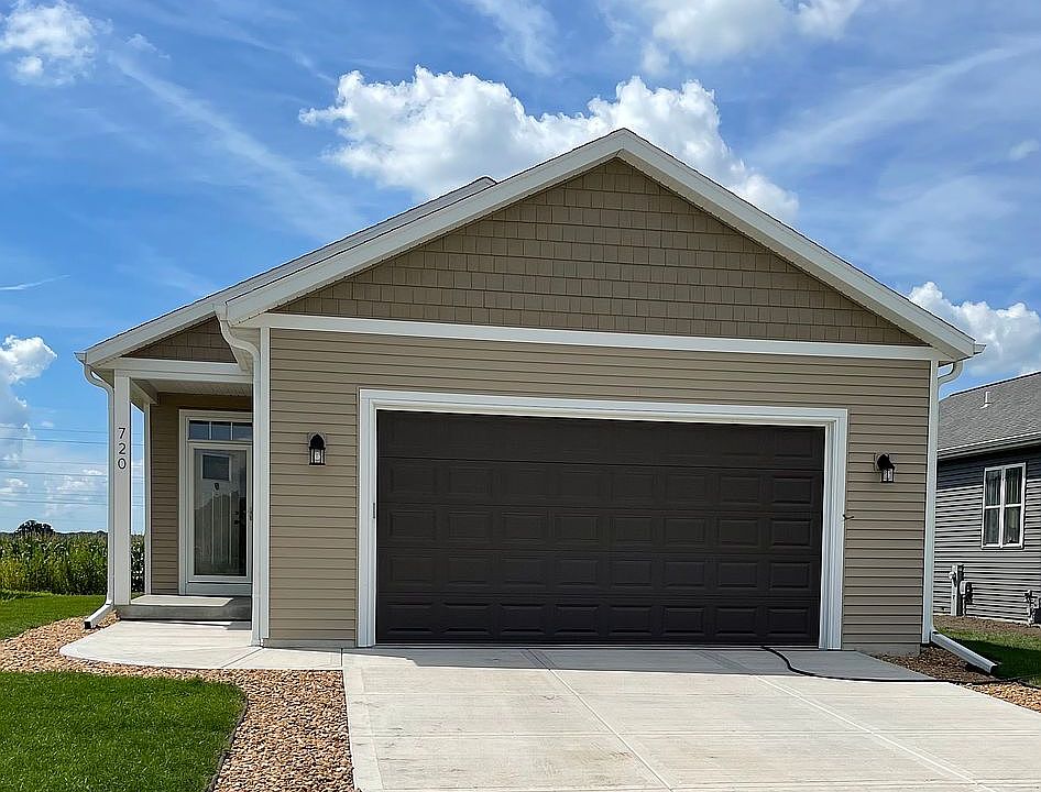 1st image of 720 Nina Dr
