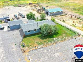 19 Stone Rd, Riverton, WY 82501