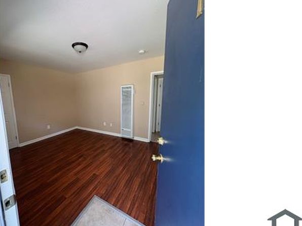 2567 Foothill Blvd #111