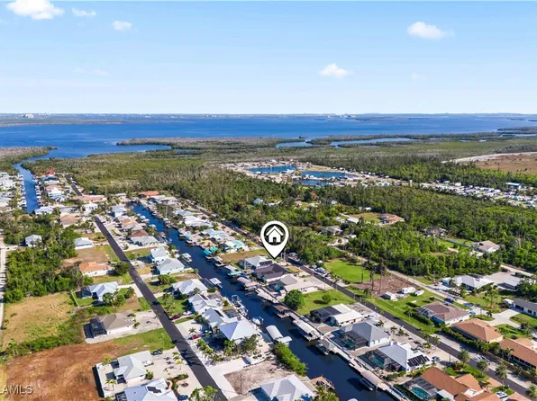 3638 Pinetree Dr, Saint James City, FL 33956