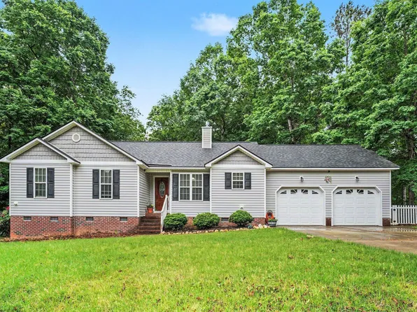 32 Texas Cattle Dr, Clayton, NC 27520