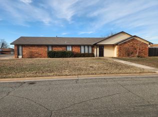 4330 Wedgewood Rd, Enid, OK 73703