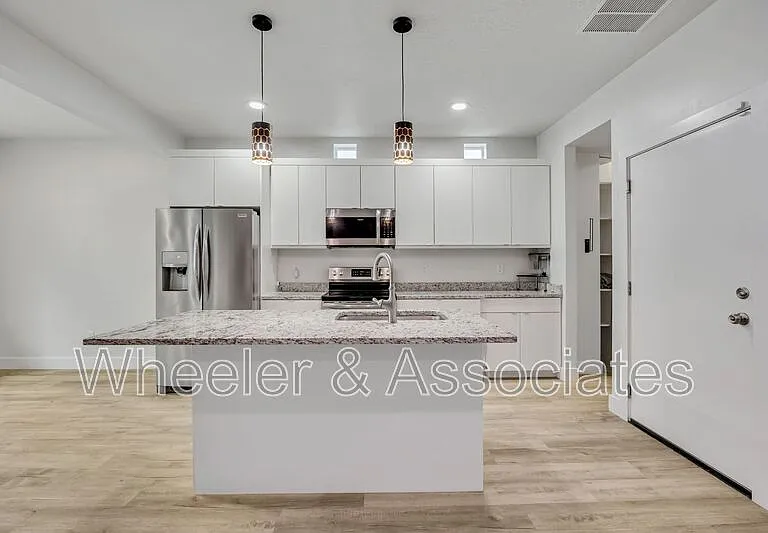 3586 S Xenon Dr — Photo 7