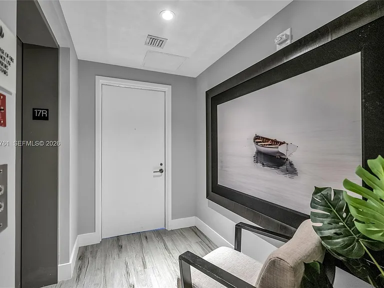 460 NE 28th St #1708 — Photo 10