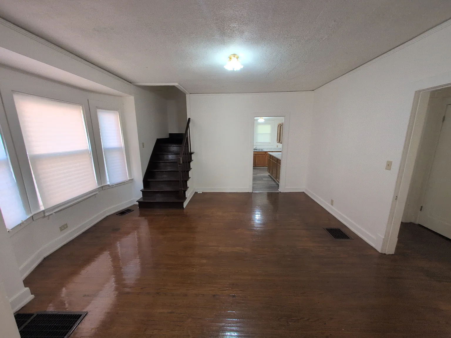 223 S 41st St — Photo 3