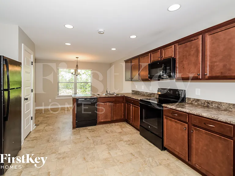 583 Kincaid Cove Ln — Photo 7
