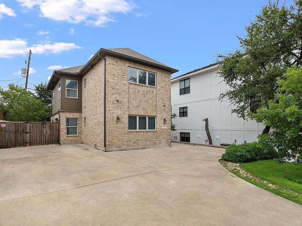 2832 Forest Park Blvd, Fort Worth, TX 76110 Zillow