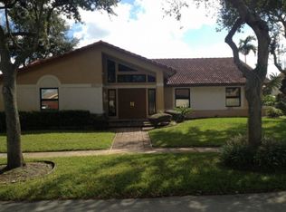 8500 NW 54th Ct, Lauderhill, FL 33351