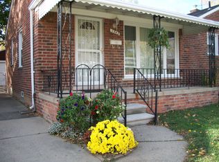 1542 Meadowlane St, Inkster, MI 48141