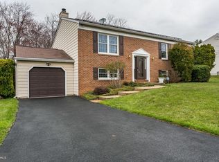 10 Dyson Dan Ct, Reisterstown, MD 21136