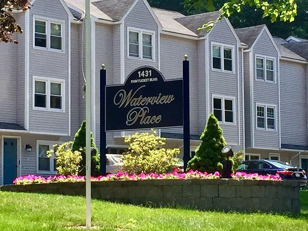 2 bed, 1.5 bath, 1568 sqft, $2,699 — Photo 3