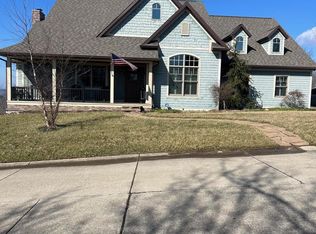 29 Beuhring Dr, Huntington, WV 25705