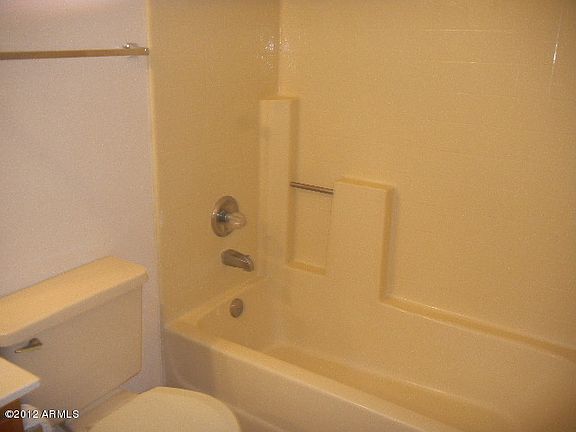 5th image of 1811 S 39th St Unit 13