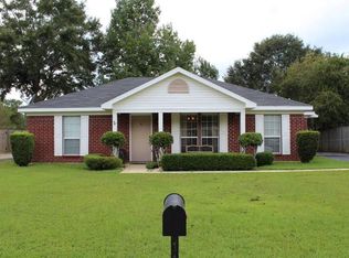 1835 Woodbrook Dr, Semmes, AL 36575