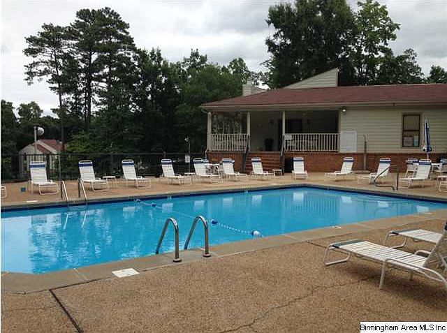 2nd image of 704 Gables Dr