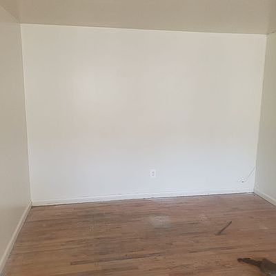 3rd image of 1750 Montgomery Ave APT 6G