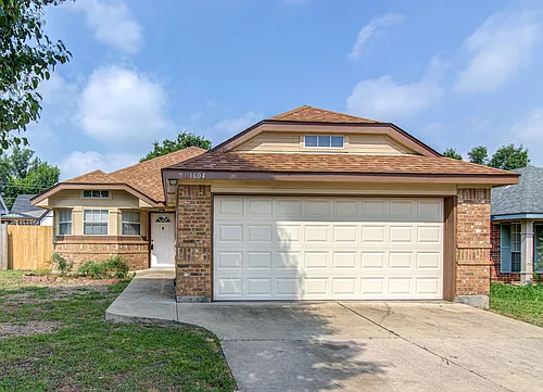 1604 Southwestern Trl Photo 1