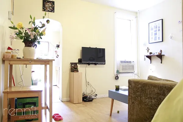Rented by Rennit Inc. | media 29