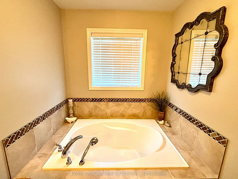 1221 Ashland Dr — Photo 19
