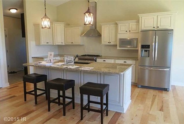 2nd image of 1720 Warrior Ln