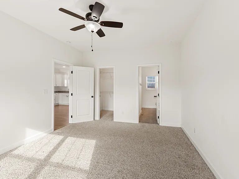 819 Hooper Rd — Photo 14