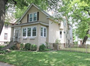 430 Hannah Ave, Forest Park, IL 60130