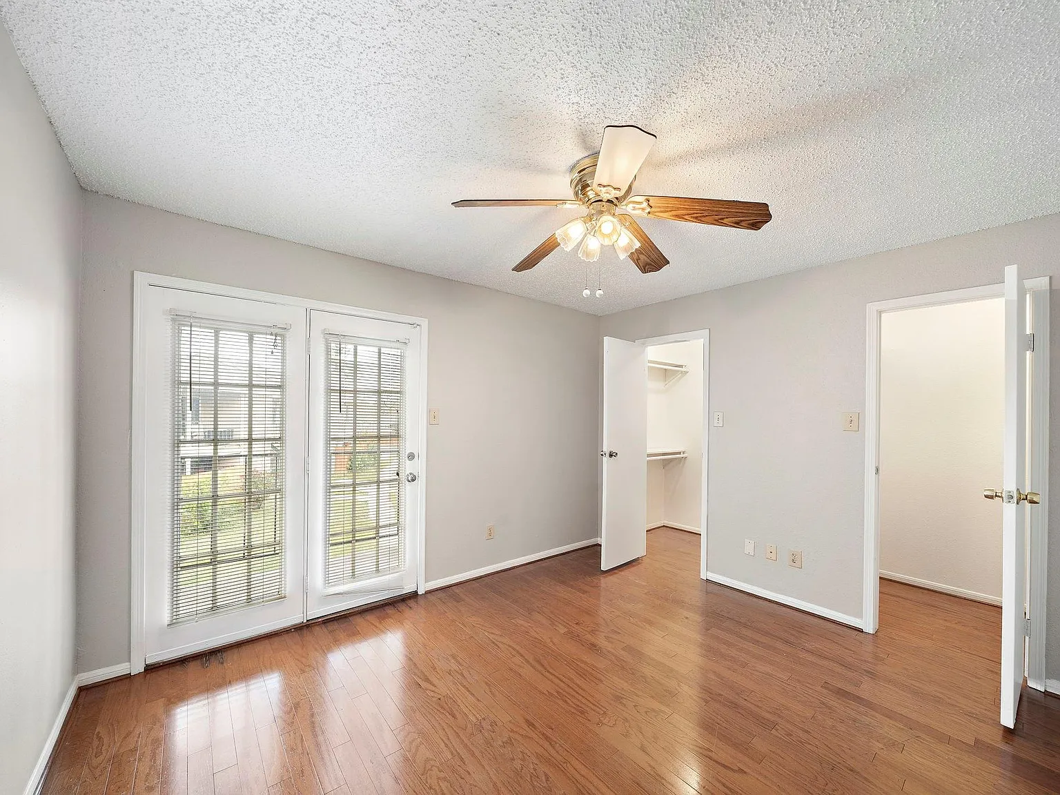1 bed, 1.0 bath, 663 sqft, $940 — Photo 1