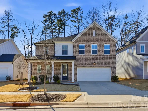 8209 Franklin Trail St, Mint Hill, NC 28227