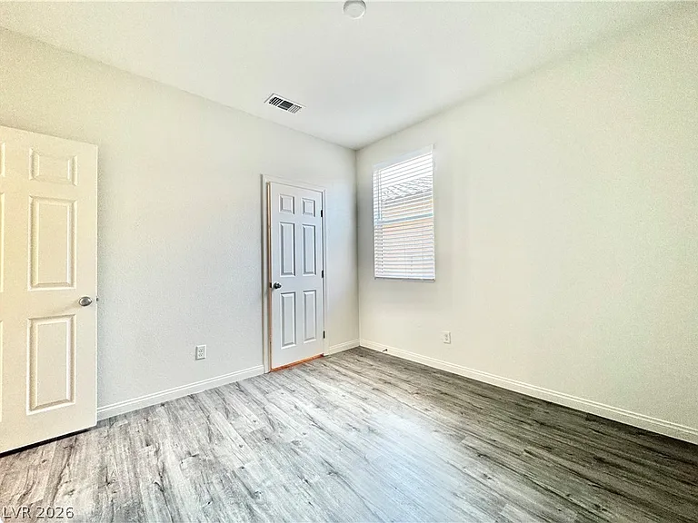 4258 Tarim St — Photo 13