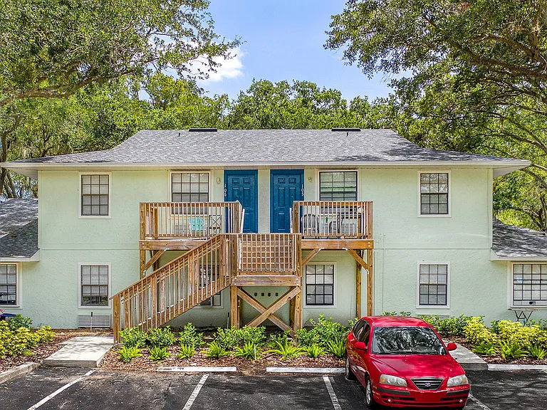 Sherwood Oaks Apartments — Photo 18