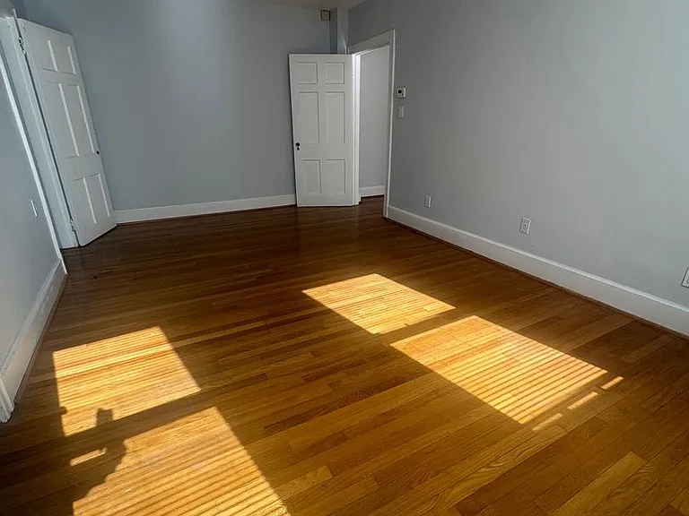 2801 Adams Mill Rd NW #105 — Photo 7