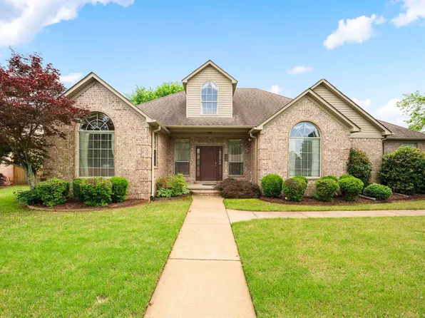 2435 Grummer Ln, Conway, AR 72034