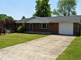 1012 Locust St, Mountain Home, AR 72653