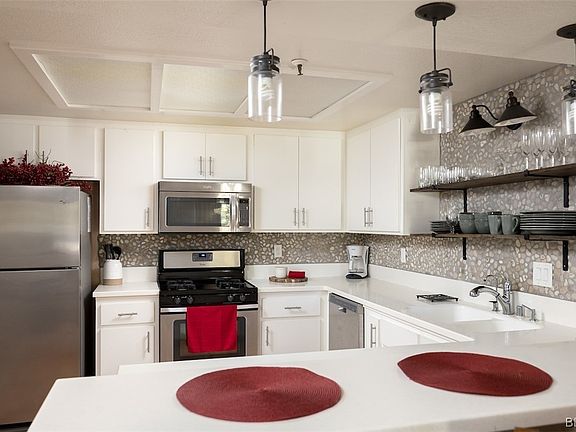 5th image of 41764 Brownie Ln APT 5