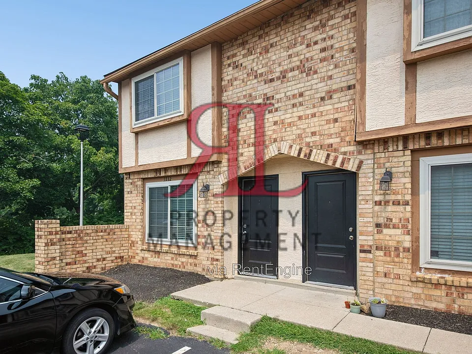 5532 Kenneylane Blvd