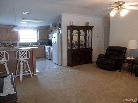 2nd image of 207 Glen Este Ct