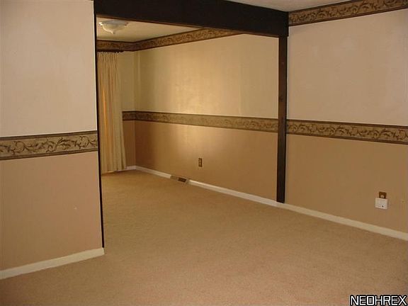 3rd image of 1311 Beech St